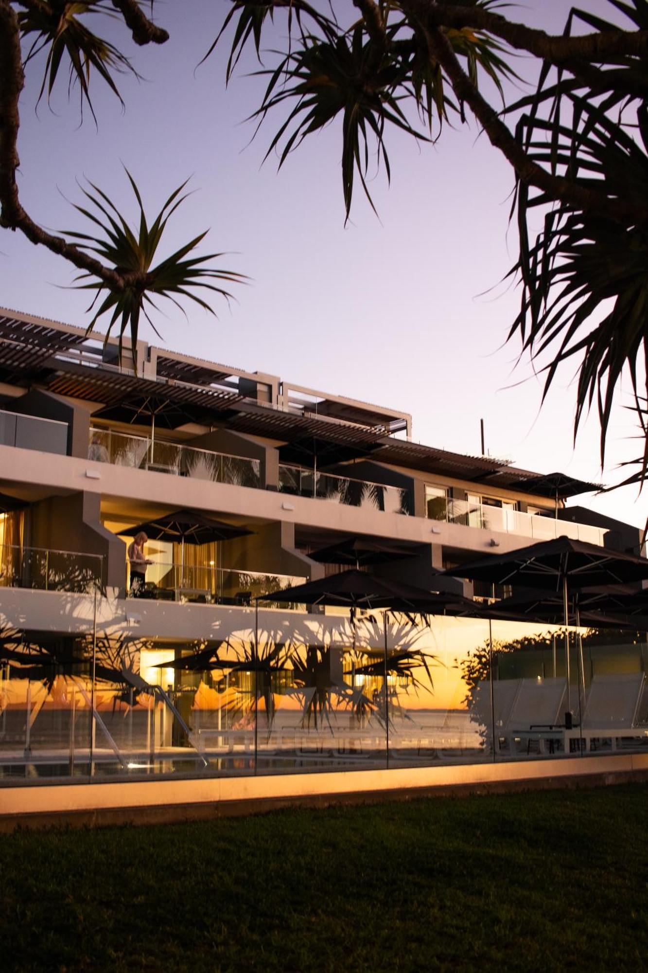 Netanya Noosa Beachfront Resort Eksteriør bilde